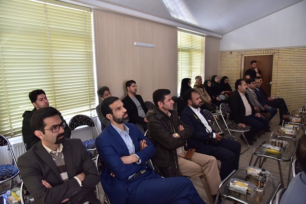سامانه پایش برخط کیفیت منابع آب استان اصفهان